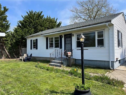 37 Rosedale Terrace, Middletown, RI 02842 - MLS#: 1382988