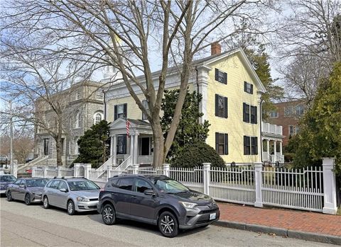 10 Bull Street, Newport, RI 02840 - MLS#: 1382871
