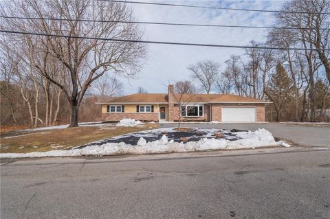 86 Pound Road, Cumberland, RI 02864 - MLS#: 1378891