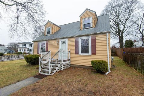 131 Frederick Street, East Providence, RI 02916 - MLS#: 1379131