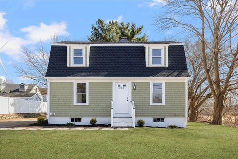 288 Sprague Street, Portsmouth, RI 02871 - MLS#: 1380139