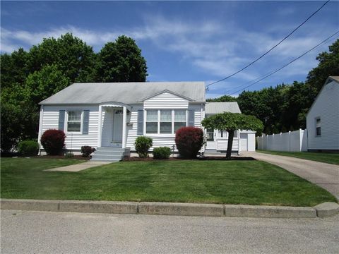 11 Loring Street, Cranston, RI 02920 - MLS#: 1385087
