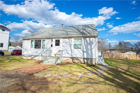 84 Worcester Avenue, East Providence, RI 02915 - MLS#: 1380701