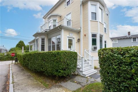 26 Cliff Avenue Unit 4, Newport, RI 02840 - MLS#: 1385876