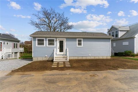 64 Burnside Avenue, Narragansett, RI 02882 - MLS#: 1384466