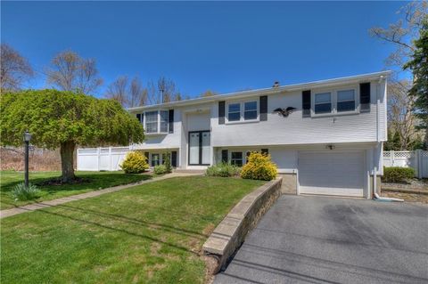 123 South Comstock Parkway, Cranston, RI 02921 - MLS#: 1383667