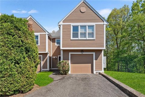607 Brookhaven Lane, Woonsocket, RI 02895 - MLS#: 1384893