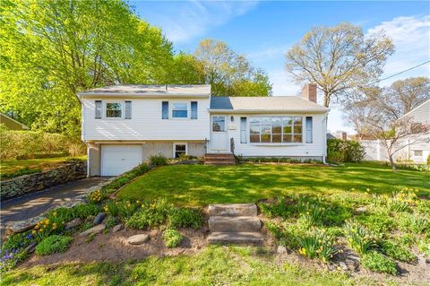 54 Glenwood Drive, North Kingstown, RI 02852 - MLS#: 1383641