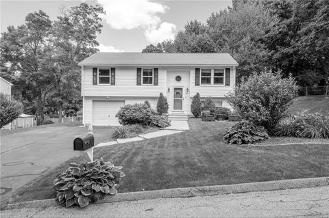 97 Hill Top Drive, Johnston, RI 02919 - MLS#: 1379052