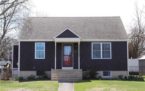 51 Pleasant Avenue, Tiverton, RI 02878 - MLS#: 1382409