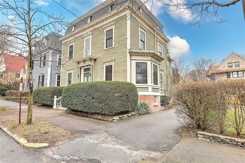 214 Bowen Street, Providence, RI 02906 - MLS#: 1382429