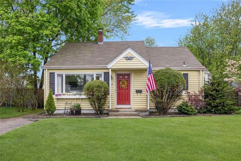 83 Myrtle Avenue, Warwick, RI 02886 - MLS#: 1383839