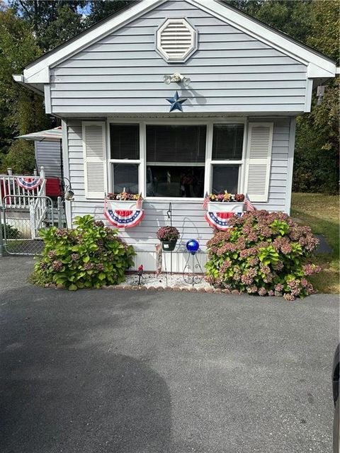 8 Hemlock Road, Glocester, RI 02814 - MLS#: 1379555