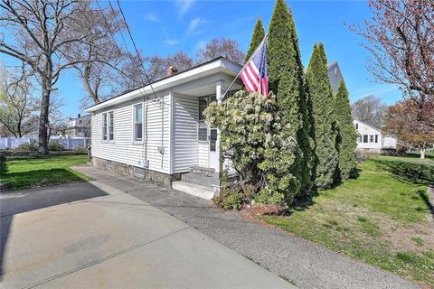 37 Austin Avenue, East Providence, RI 02914 - MLS#: 1383416