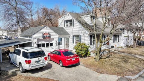 18 Ridgeway Avenue, Providence, RI 02909 - MLS#: 1380150