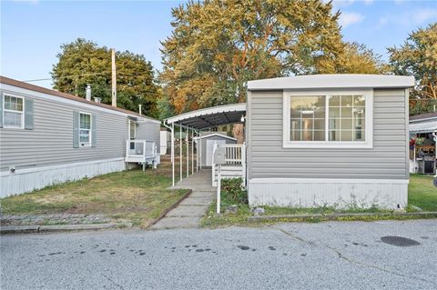 242 Manton Street, Pawtucket, RI 02861 - MLS#: 1380825