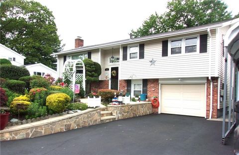 15 Ponderosa Drive, West Warwick, RI 02893 - MLS#: 1385708