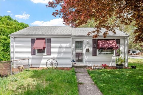 227 Avenue A, Woonsocket, RI 02895 - MLS#: 1384495