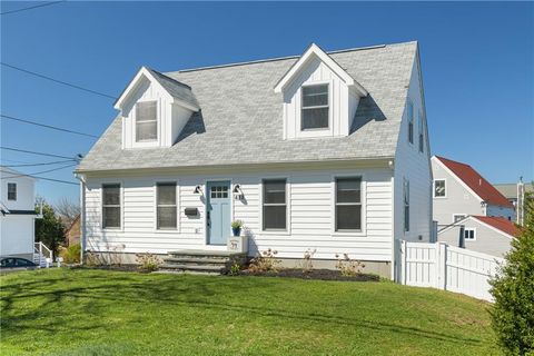 433 Wolcott Avenue, Middletown, RI 02842 - MLS#: 1381344