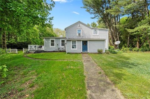 18 West Street, Hopkinton, RI 02804 - MLS#: 1385222