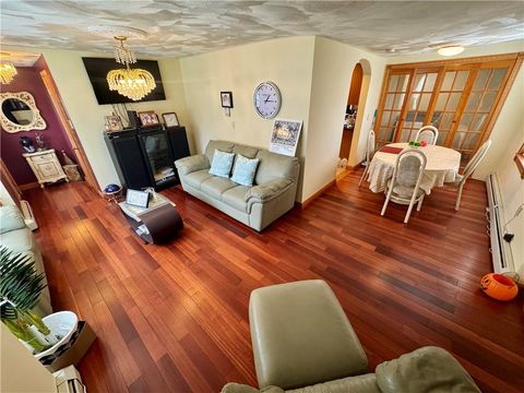 50 Washington Avenue, East Providence, RI 02915 - MLS#: 1382946