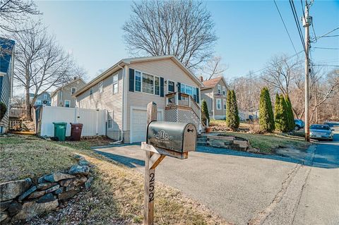252 6th Avenue, Woonsocket, RI 02895 - MLS#: 1380480