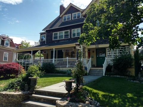 55 Hunter Avenue, Newport, RI 02840 - MLS#: 1381177