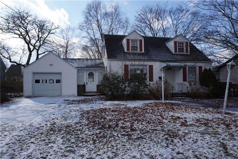 24 Ninigret Street, Warwick, RI 02889 - MLS#: 1379386