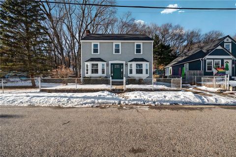 81 Martha Street, Pawtucket, RI 02860 - MLS#: 1378688