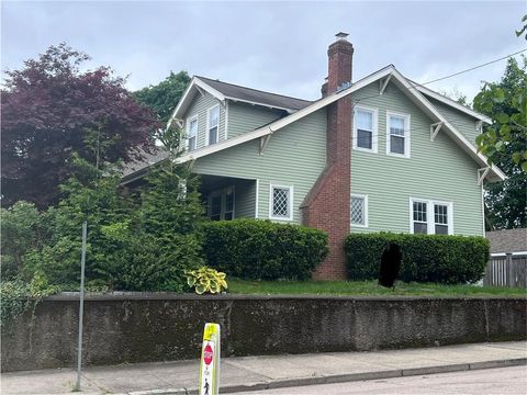 47 Cliff Street, East Greenwich, RI 02818 - MLS#: 1385845