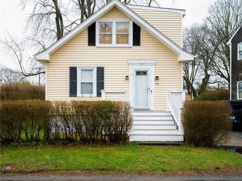 76 Garfield Street, Newport, RI 02840 - MLS#: 1381643