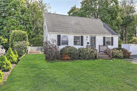 70 Boyce Avenue, Barrington, RI 02806 - MLS#: 1385209