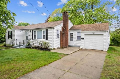 1075 Oaklawn Avenue, Cranston, RI 02920 - MLS#: 1384759