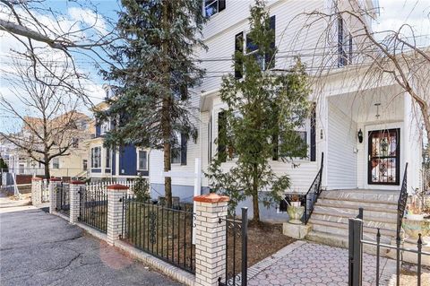 199 Linwood Avenue, Providence, RI 02907 - MLS#: 1379540