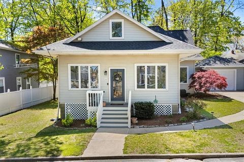 22 Dunedin Street, Cranston, RI 02920 - MLS#: 1385686