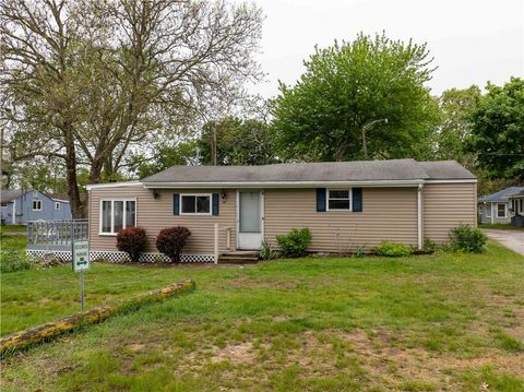 46 E Andrew Comstock Road, Warwick, RI 02886 - MLS#: 1385384