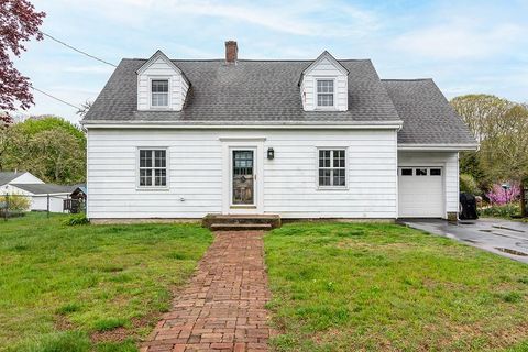 16 Sunset Avenue, South Kingstown, RI 02879 - MLS#: 1384427
