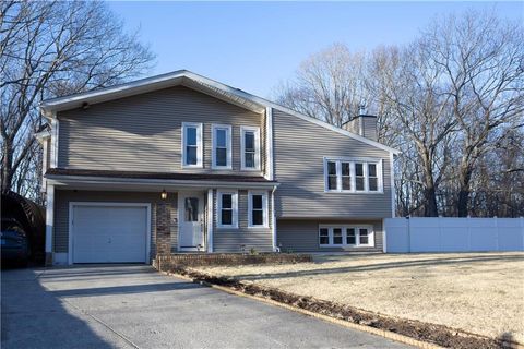 67 Highwood Drive, Coventry, RI 02816 - MLS#: 1380018