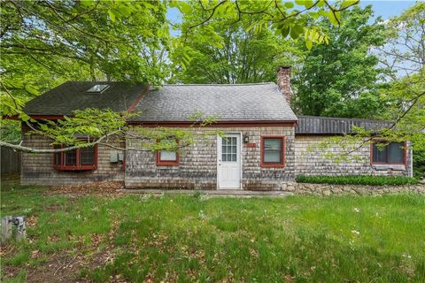 716 Nate Whipple Highway, Cumberland, RI 02864 - MLS#: 1384937