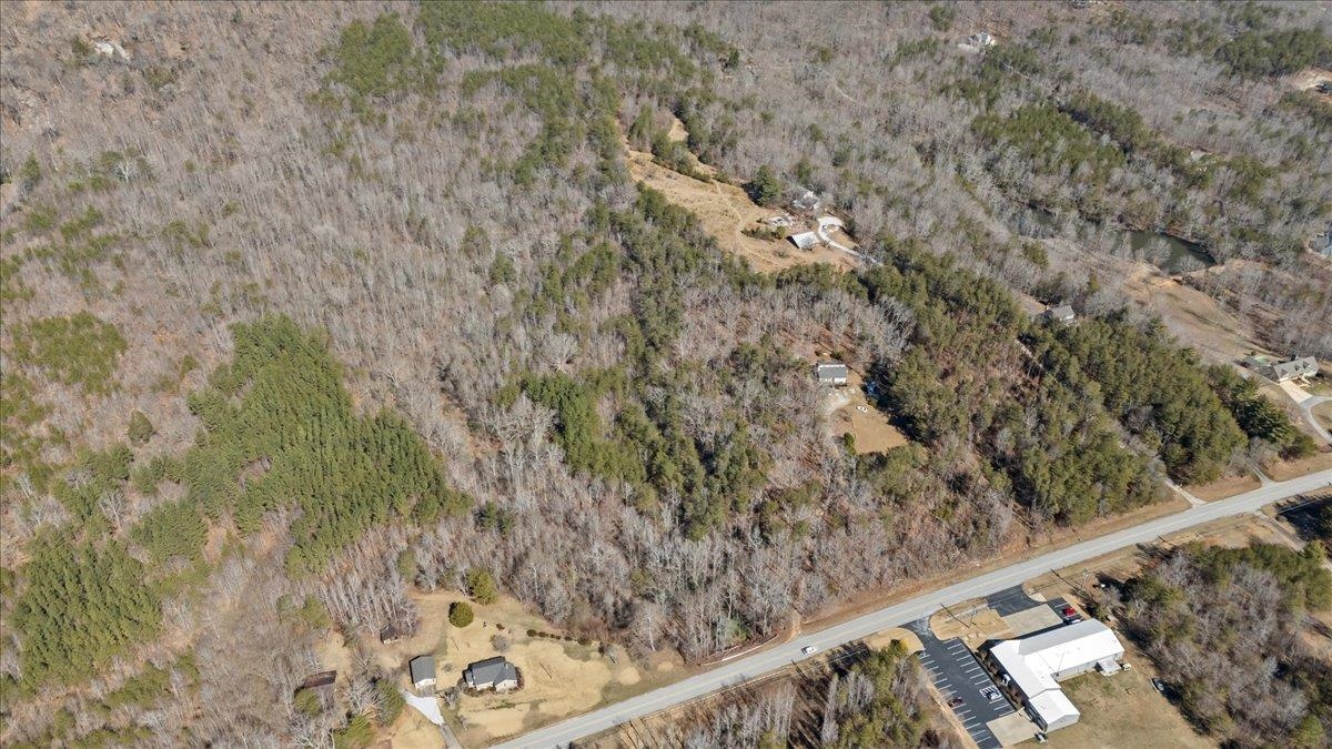 00 Highway 11, Landrum, South Carolina image 8