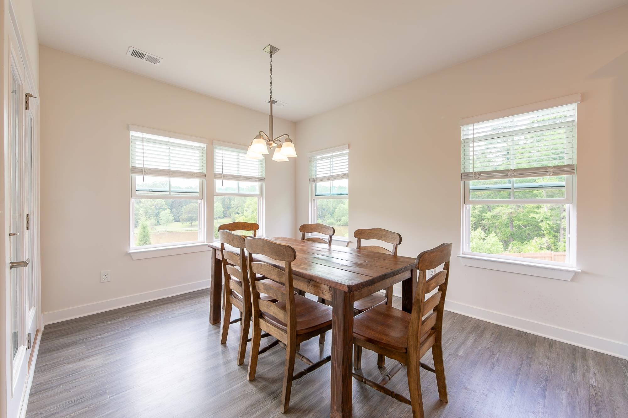 1697 Burtonwood Drive, Moore, South Carolina image 9