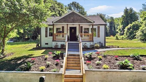 Homes For Sale - 290 Caulder Circle<br/> Spartanburg, SC 29306