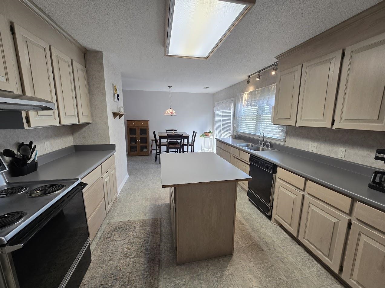 120 Camelot Dr, Gaffney, South Carolina image 30