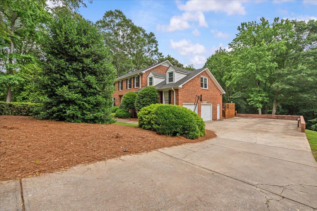 805 Laurel Bluff, Spartanburg, South Carolina image 2