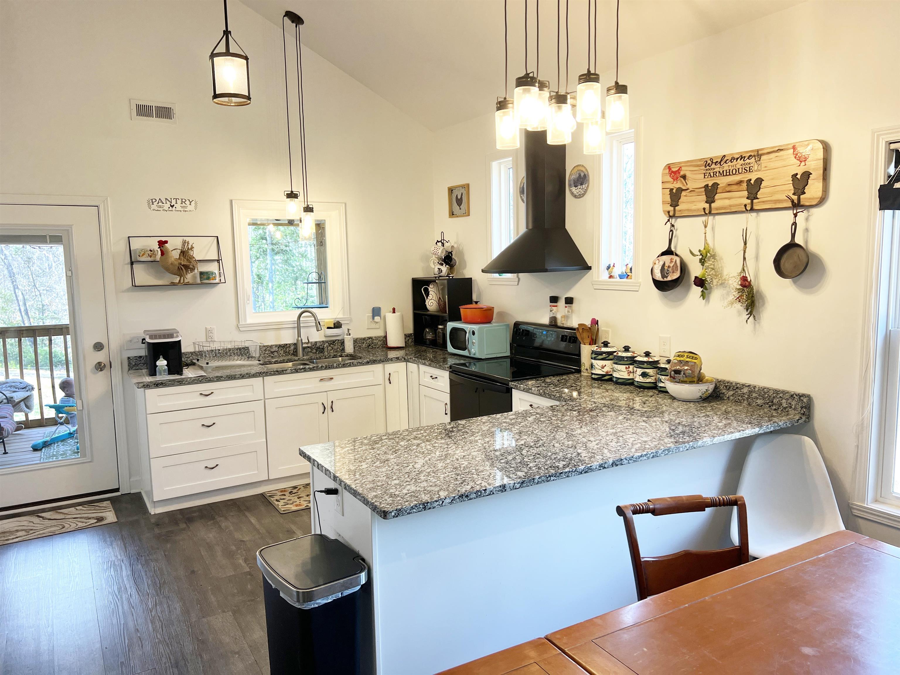 323 Arledge Road, Landrum, South Carolina image 5