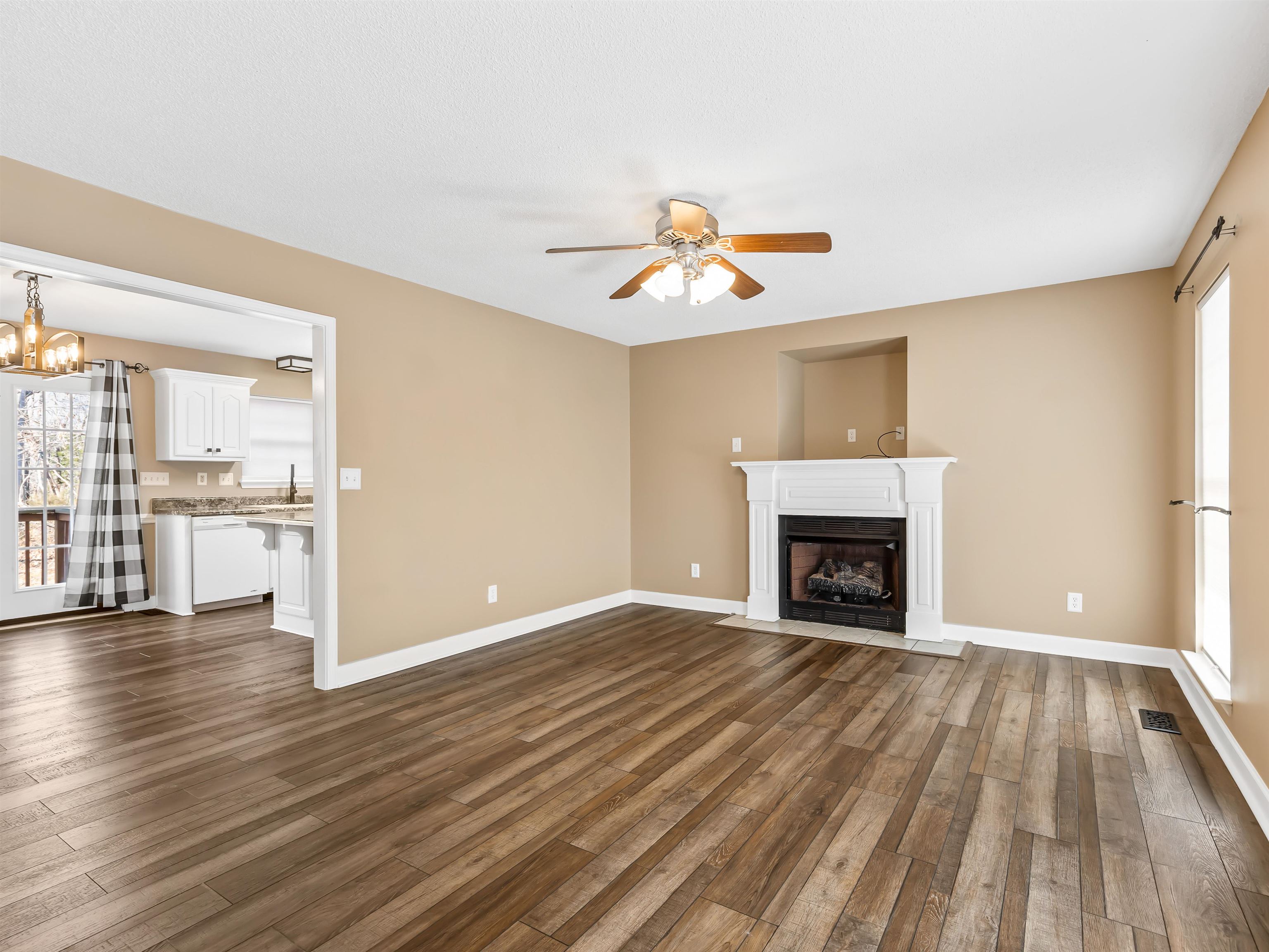 160 Blake Garrison Drive, Roebuck, South Carolina image 9