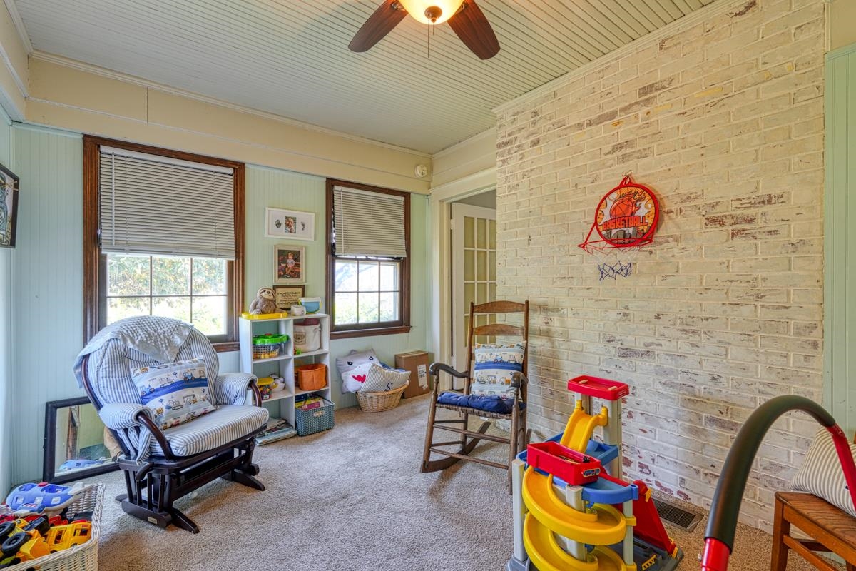 250 W Park Drive, Spartanburg, South Carolina image 21