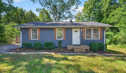 Homes For Sale - 304 Preston Street<br/> Easley, SC 29640