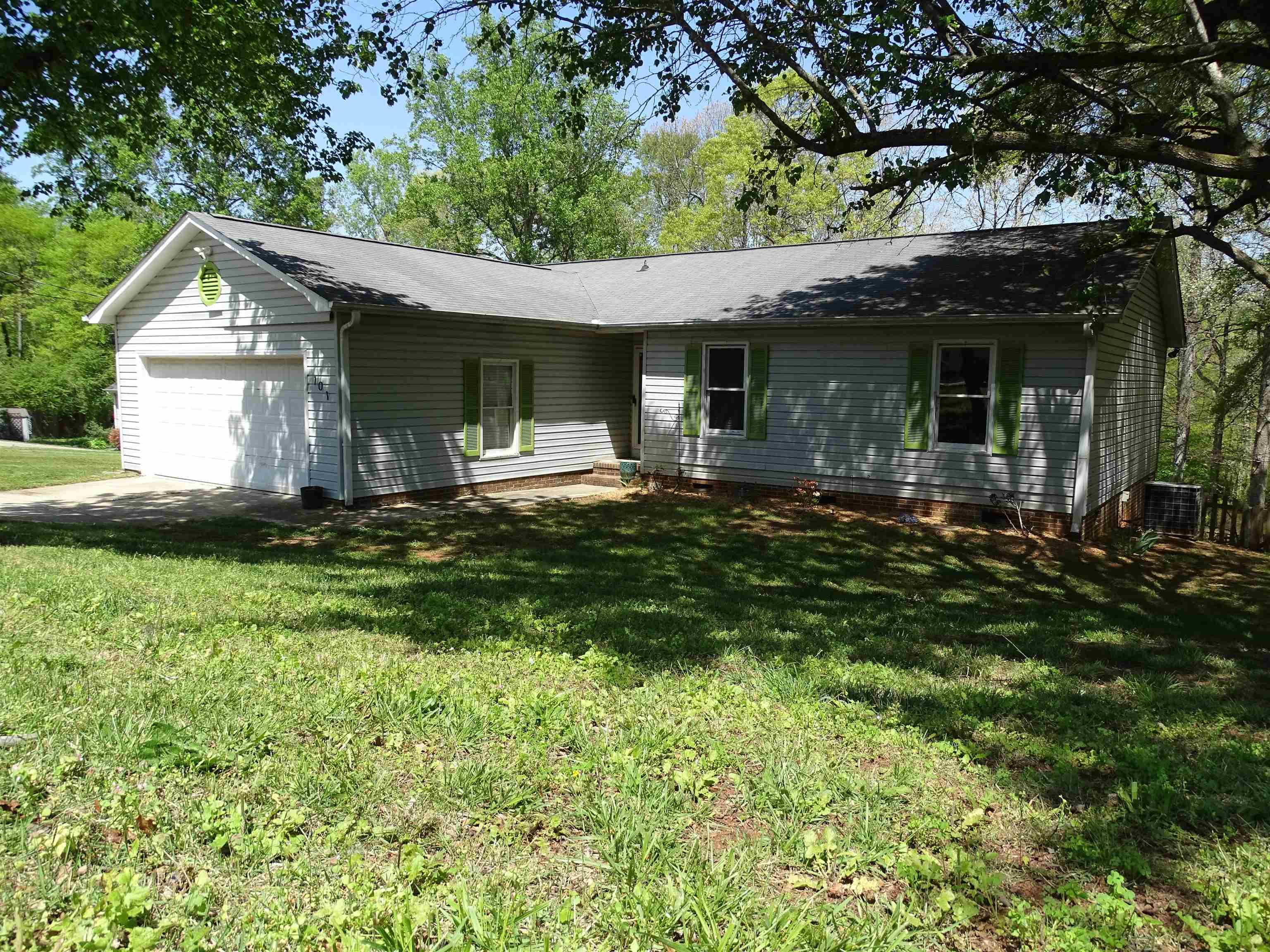 101 N Celestial Drive, Greer, South Carolina image 1