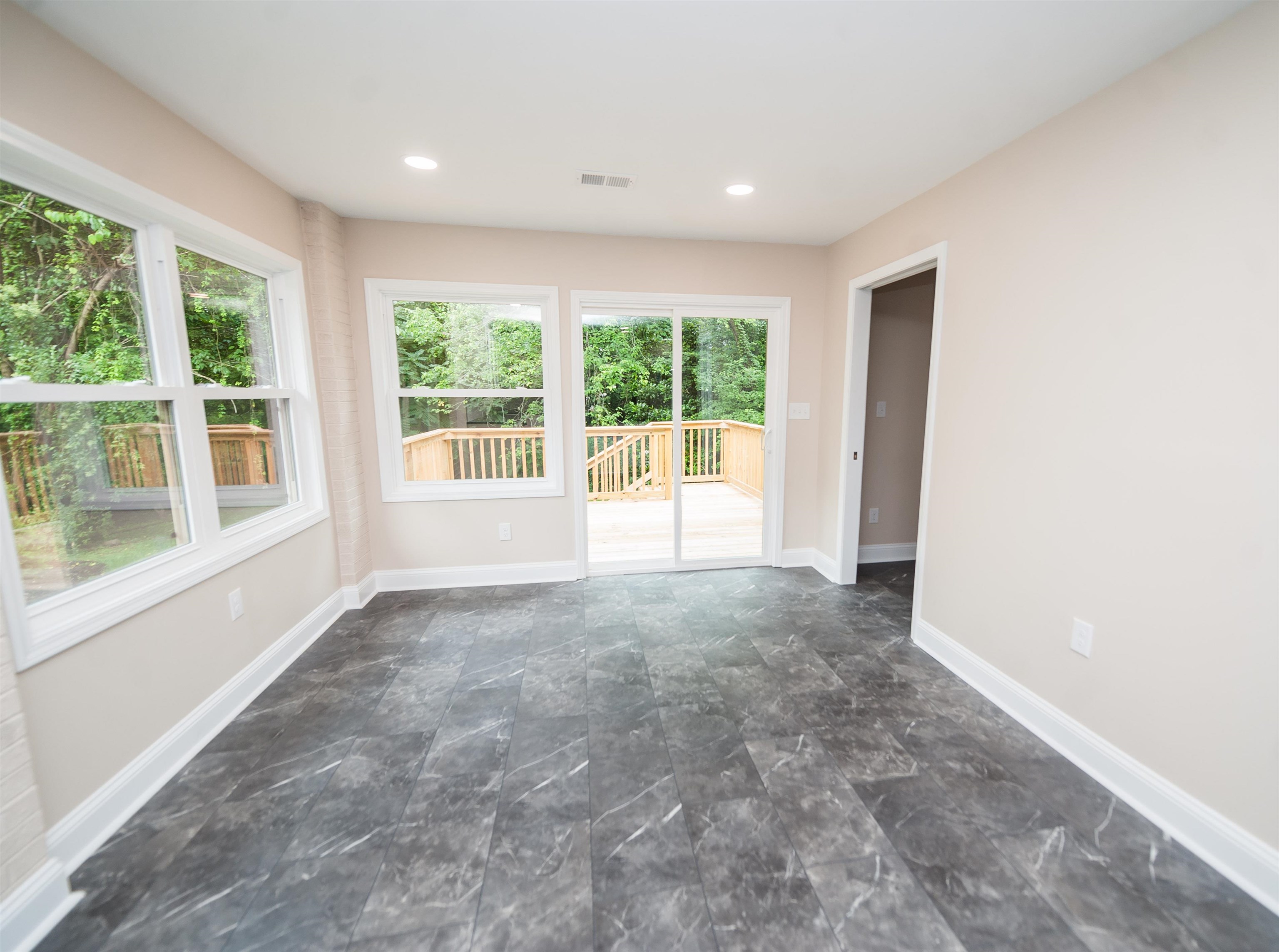 107 Kent Place, Spartanburg, South Carolina image 11